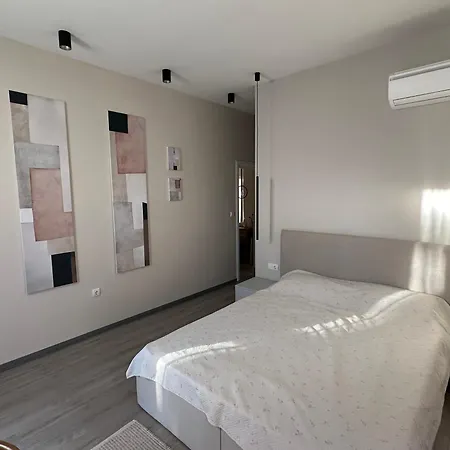 Alen Mak Apartment *