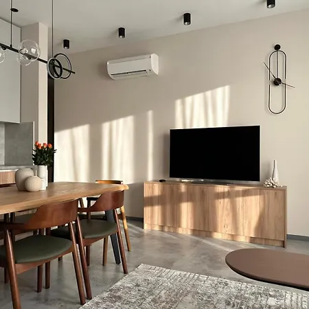 Alen Mak Apartment *